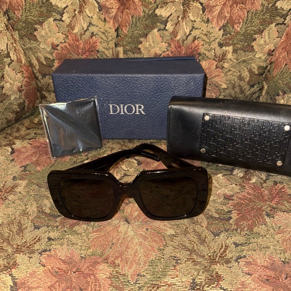 Dior Accessories - Dior Black Sunglasses